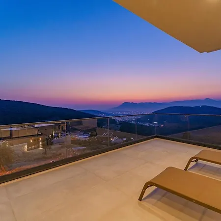 Luxurious Spacious With Sauna And Turkish Bath In Kalkan Villa *
