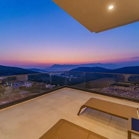 Luxurious Spacious Villa With Sauna And Turkish Bath In Kalkan
