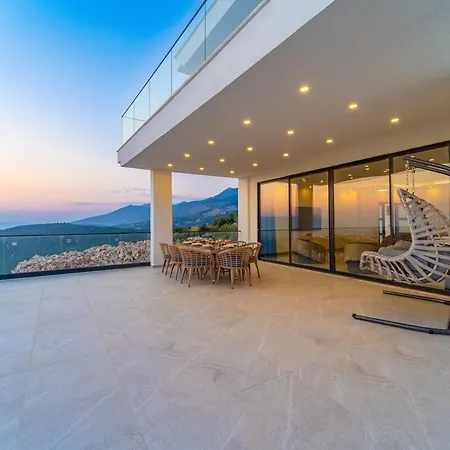 Luxurious Spacious Villa With Sauna And Turkish Bath In Kalkan *