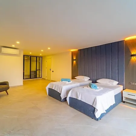 Luxurious Spacious Villa With Sauna And Turkish Bath In Kalkan Kaş